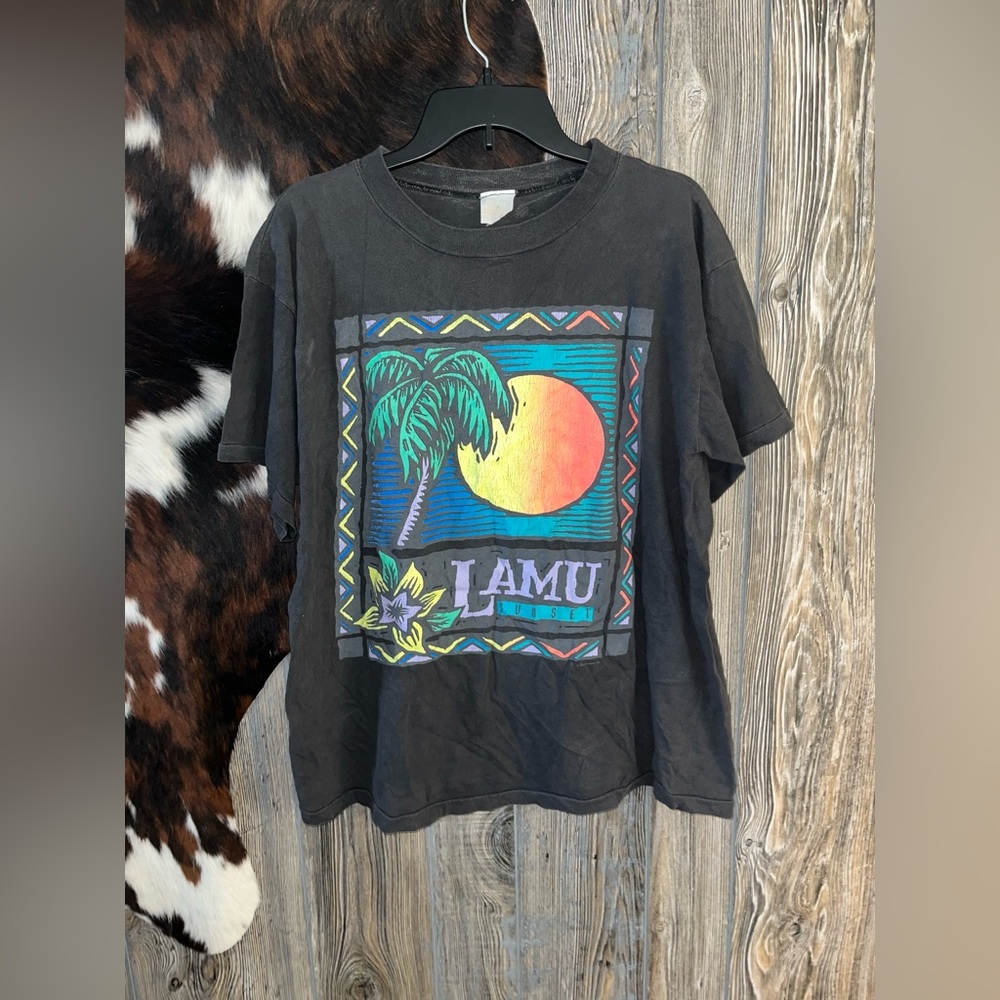 Vintage Lamu Sunset Kenya single stitch black short sleeve beach tee EXCELLENT